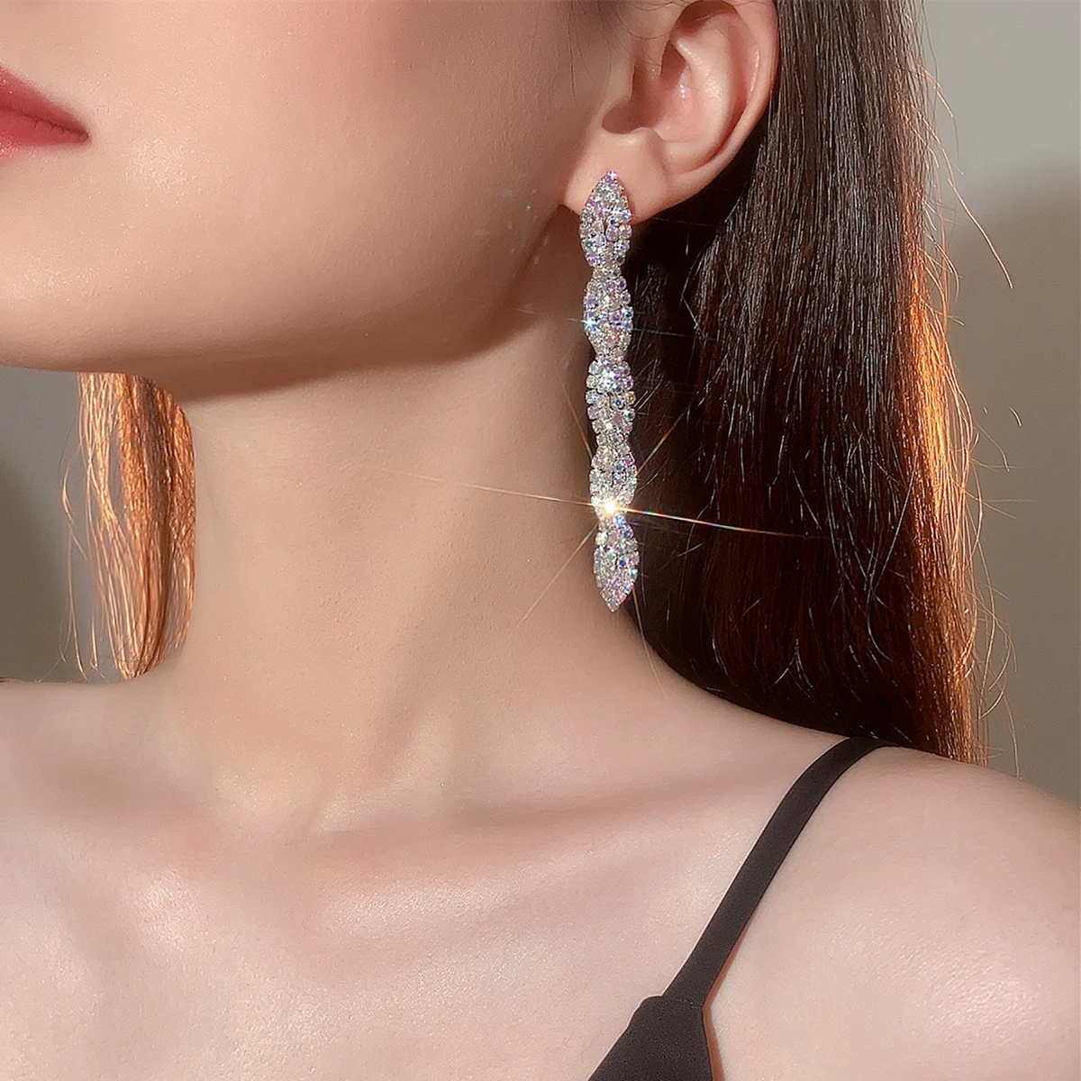 New Luxury Blue Colorful Long Tassel Earrings for Women Bridal Dangle Earrings Full Rhinestone Party Earring Wedding Jewelr