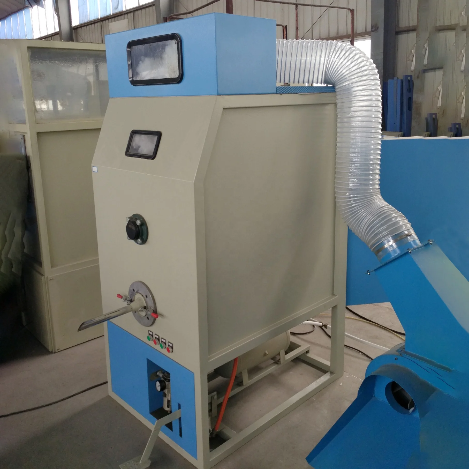 آلة تعبئة ألياف البوليستر آلة تعبئة الألعاب القطيفة