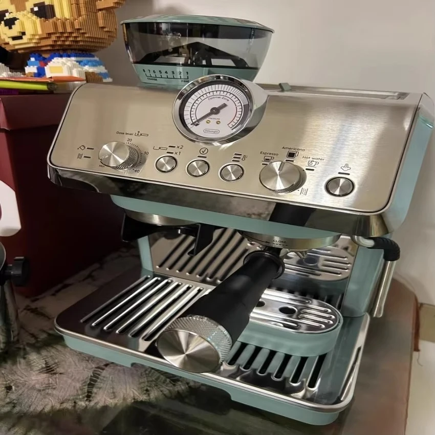 Home and Office Semi-Automatic Coffee Machine with Integrated Grinding 15 Bar Pressure