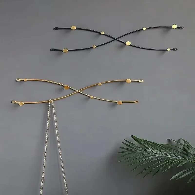 Iron Spray Paint Simple Wall Clothes Hanger Luxury Modern Creative Entrance Door Wall Clothes Hanger Living Room Furniture