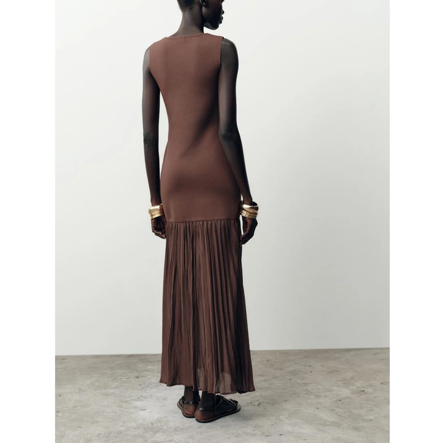 جديد خريف 2025 لون محبوك مستدير Ne Svel Dr نسخة غير رسمية من ألياف البوليستر X لمشهد الترفيه للسيدات #4