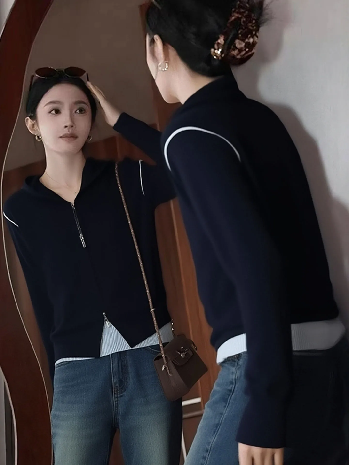 

High-End European Sle Color Blo Hoodie Knitted Sweater Long Sve Women's Base irt Design Winter New Arrival