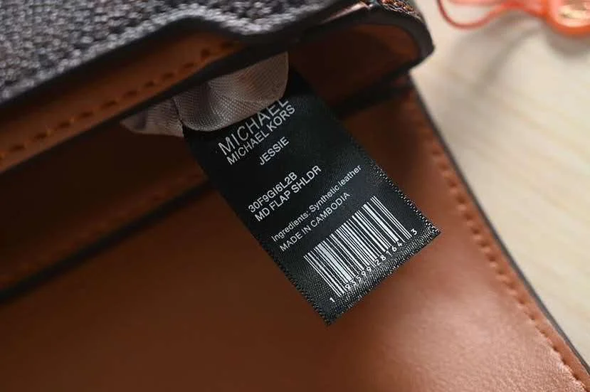 Michael Kors' Brand New Minimalist Chic Small Bags, Travel Bags for Women, and High-End MK Crossbody Bags