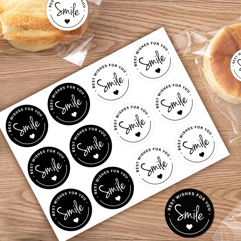 

120pcs Smile Thank You Round Gift Sealing Sticker Black White Self-Adhesive Packaging Sealing Sticker For Cake Baking Decoration