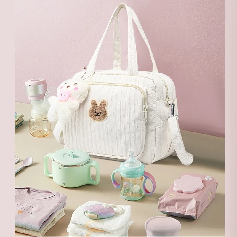 Portable Mommy Bag Cute Simple and Multi-functional Mother and Baby Bag Fashionable and Light Go Out Mom Bag Versatile