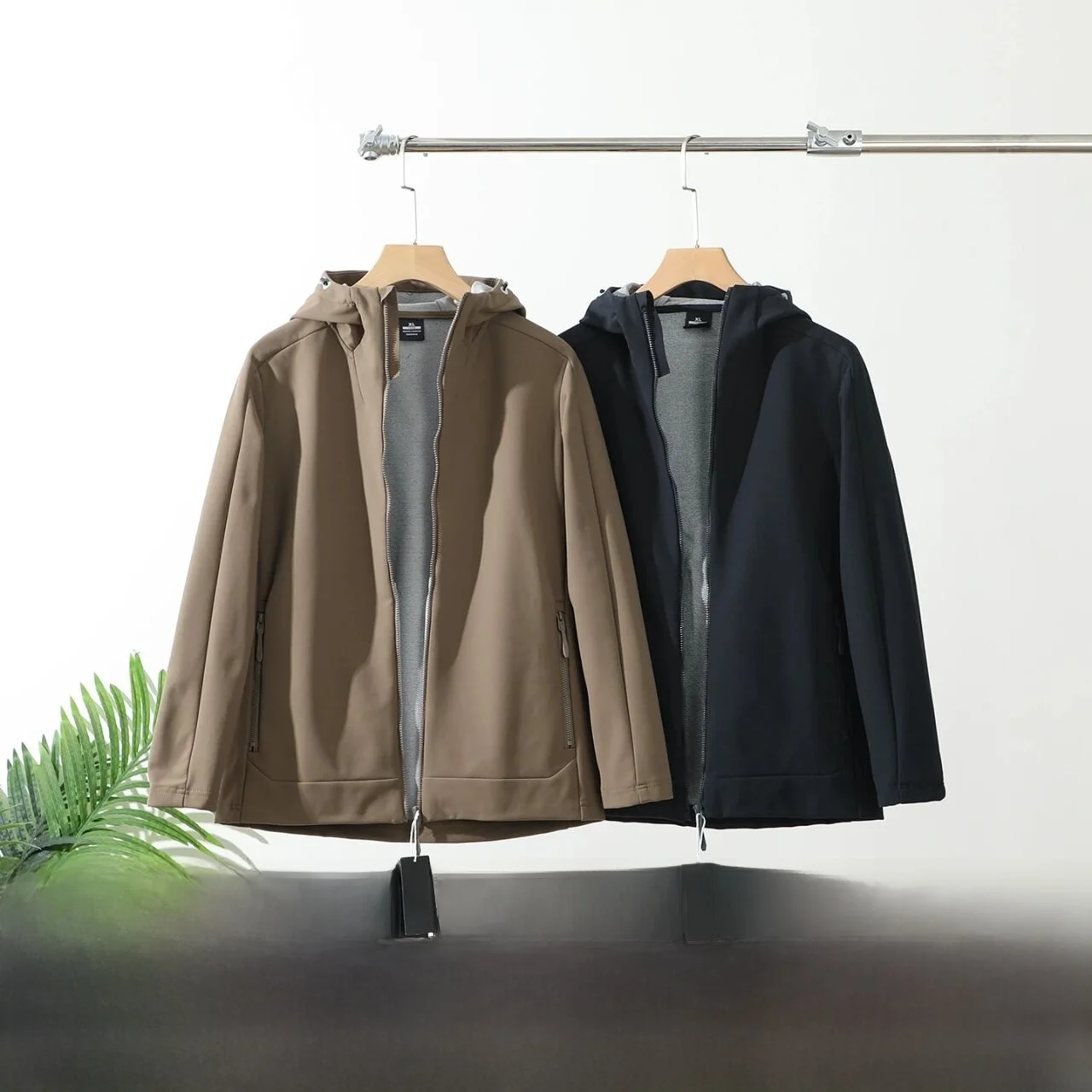 

Мужская уличная мягкая ветрозащитная водостойкая куртка с капюшоном, подставка из полиэфирного волокна, длинная застежка-молния све