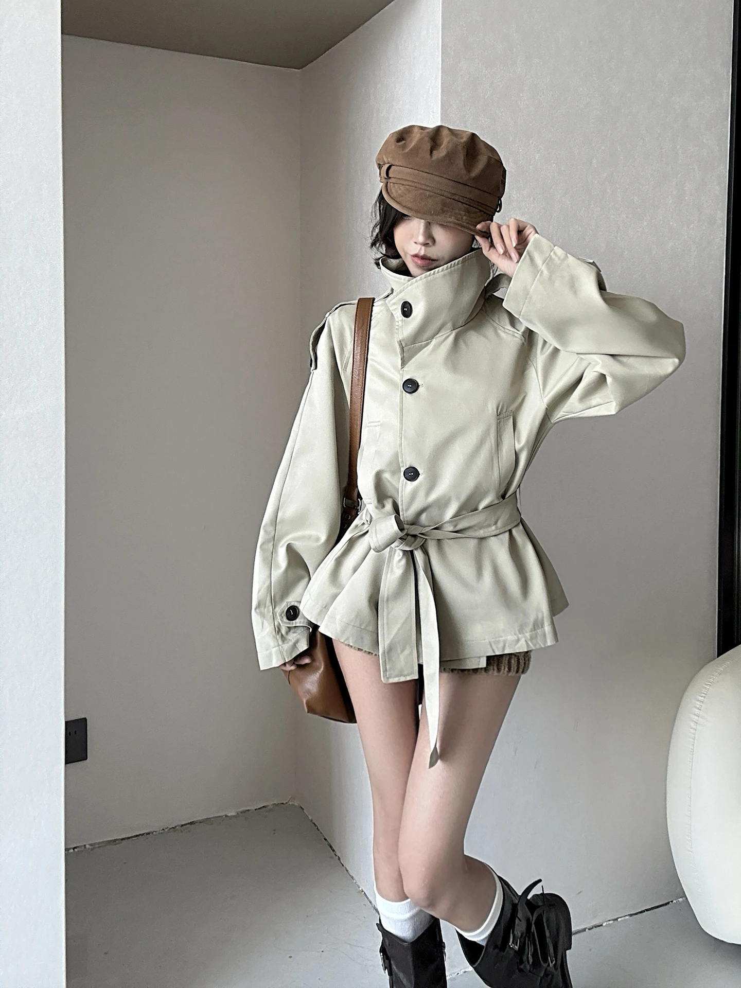 MianCun Leizhi Short Coat Jacket Women's Stand Collar Waist Cinched Khaki Color Small Size Outerwear Autumn Season Fashion