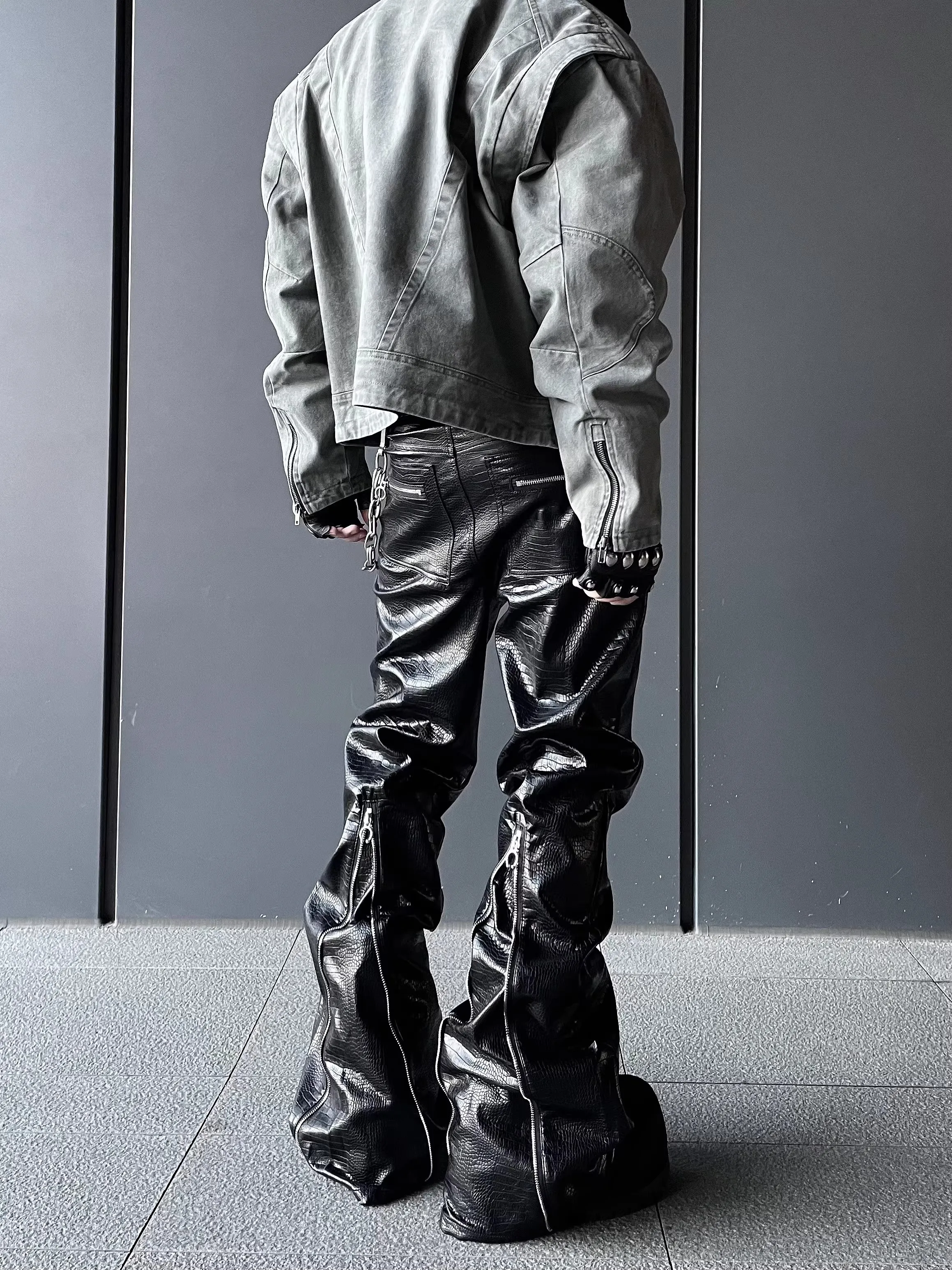 Mauroicardi Spring Autumn Cool Handsome Long Black Crocodile Print