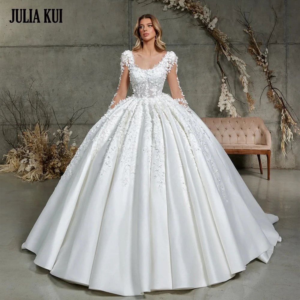 

Julia Kui Custom Made Elegant Satin Scoop Ball Gown Wedding Dresses Full Sleeves Beading Pearls Appliques Lace Bridal Gowns