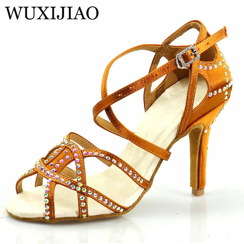 

WUXIJIAO Latin Dance Shoes Women Satin Shining Rhinestones Soft Bottom Ballroom Dance Shoes Ladies Sandals Women's Wedding Shoes