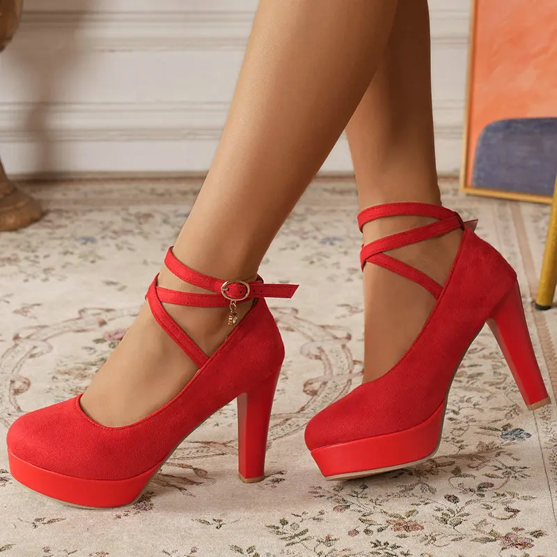 

Велюровые бархатные черные, красные туфли Мэри Джейн на платформе с круглым носком, женские туфли для взрослых, туфли-лодочки на шпильке с пряжкой на щиколотке и перекрестным ремешком, туфли-лодочки на высоком каблуке