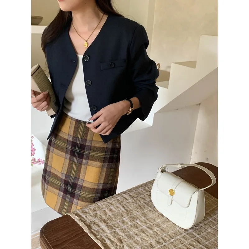 

2025 Autumn New Arrival High-end Linen Short Suit Jacket