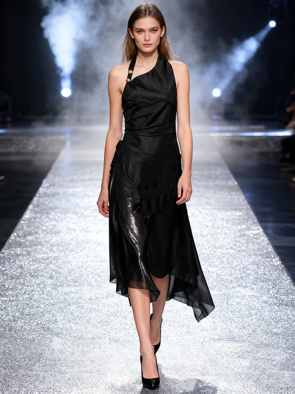 

Холодная и роскошная прямая черная шифоновая юбка с наклонными плечами и подвесным воротником, новинка зимы 2025, декоративное платье с металлической пряжкой