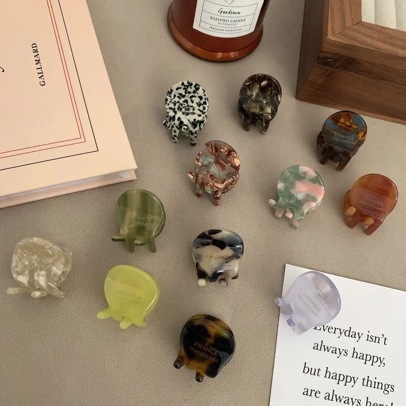 

Trendy Small Leopard Acetate Hair Claw Back Head Holder for Women Elegant Colorful Versatile Non Slip No Damage Hair Accessories