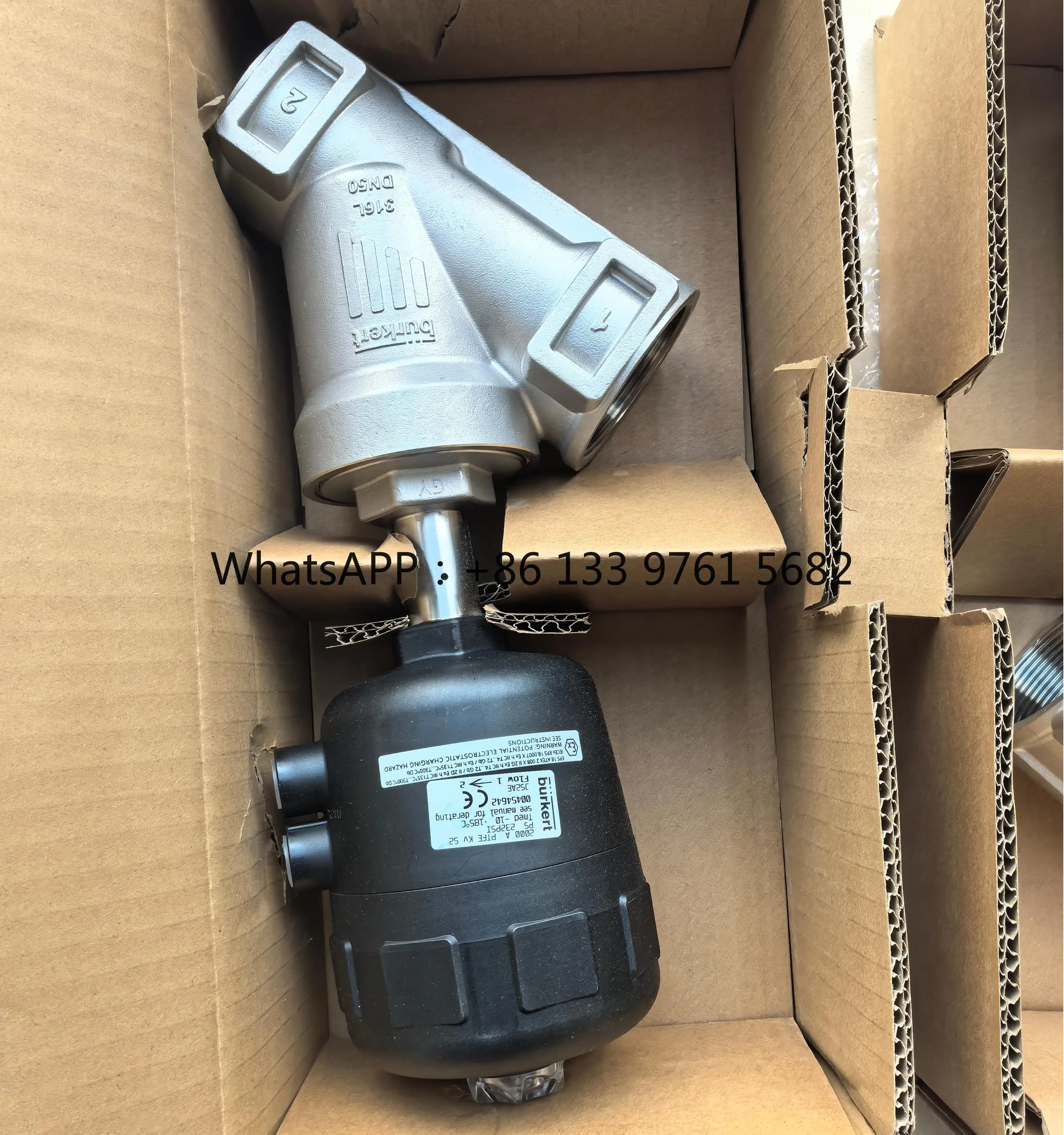 

2025 Hot SalePneumatically Operated 2/2 Way Angle Seat Valve Burkert Type 2000 Piloted Angle Seat Valve 2"NPT