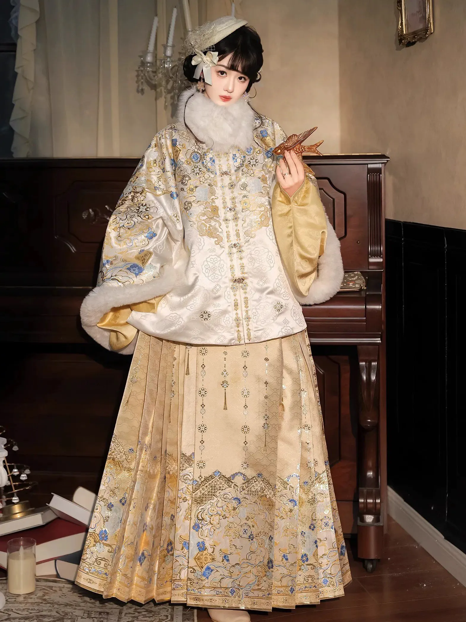 

Chinese Hanfu Face Skirk Set Women Winter Fleece-lined&Thickened Beige Embroidered Ming Dynasty Hanfu Coat with Horse Face Skirt