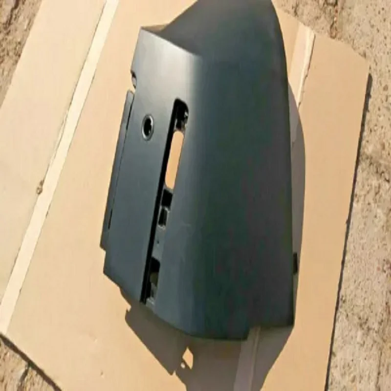 

Applicable 2020-2021 Defender Rear Cover Plate LR129736