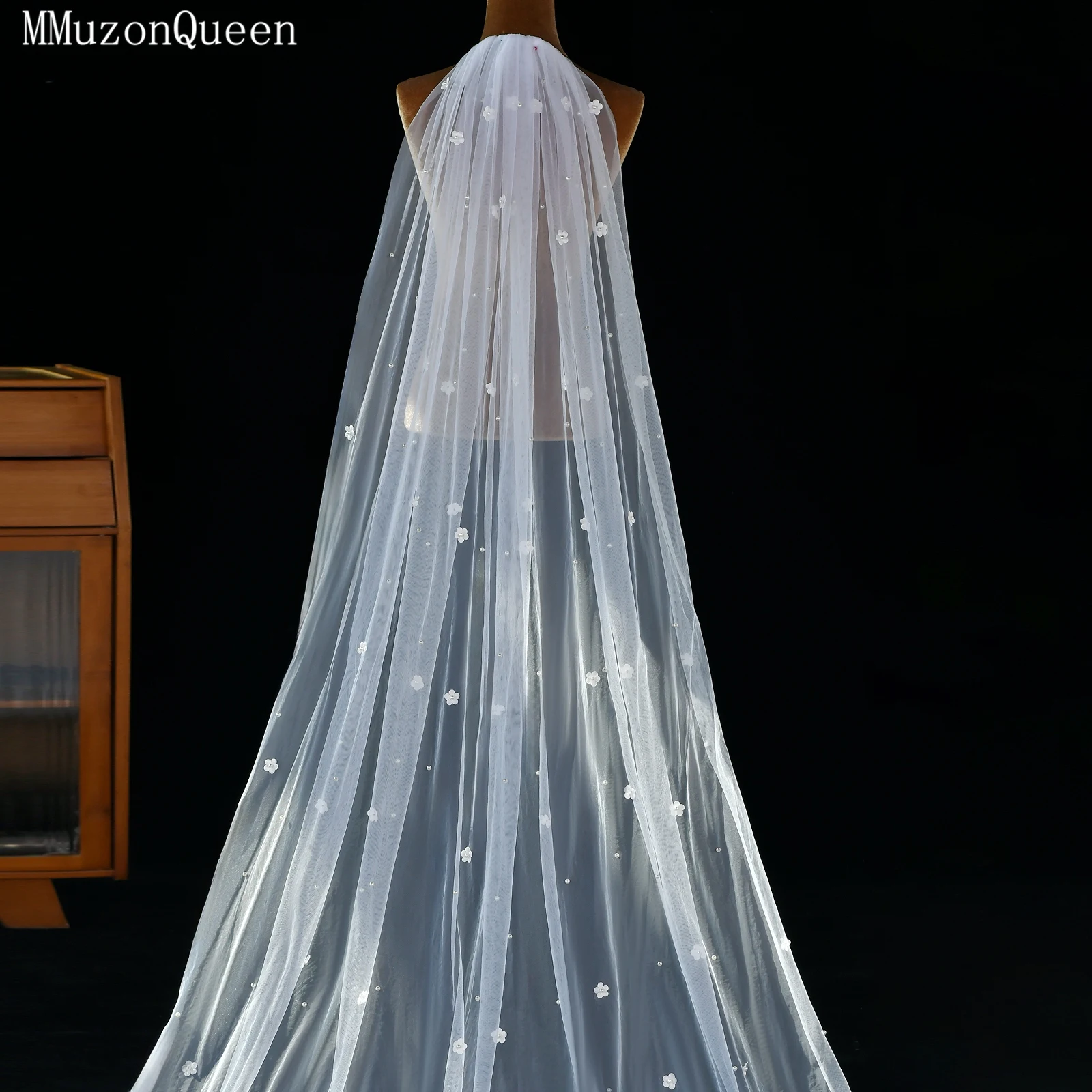 TOPQUEEN الأبيض ثلاثية الأبعاد الحجاب الزفاف الأزهار اللؤلؤ طرحة زفاف كريم شريط أبيض مشط اكسسوارات الزفاف للتخصيص V83