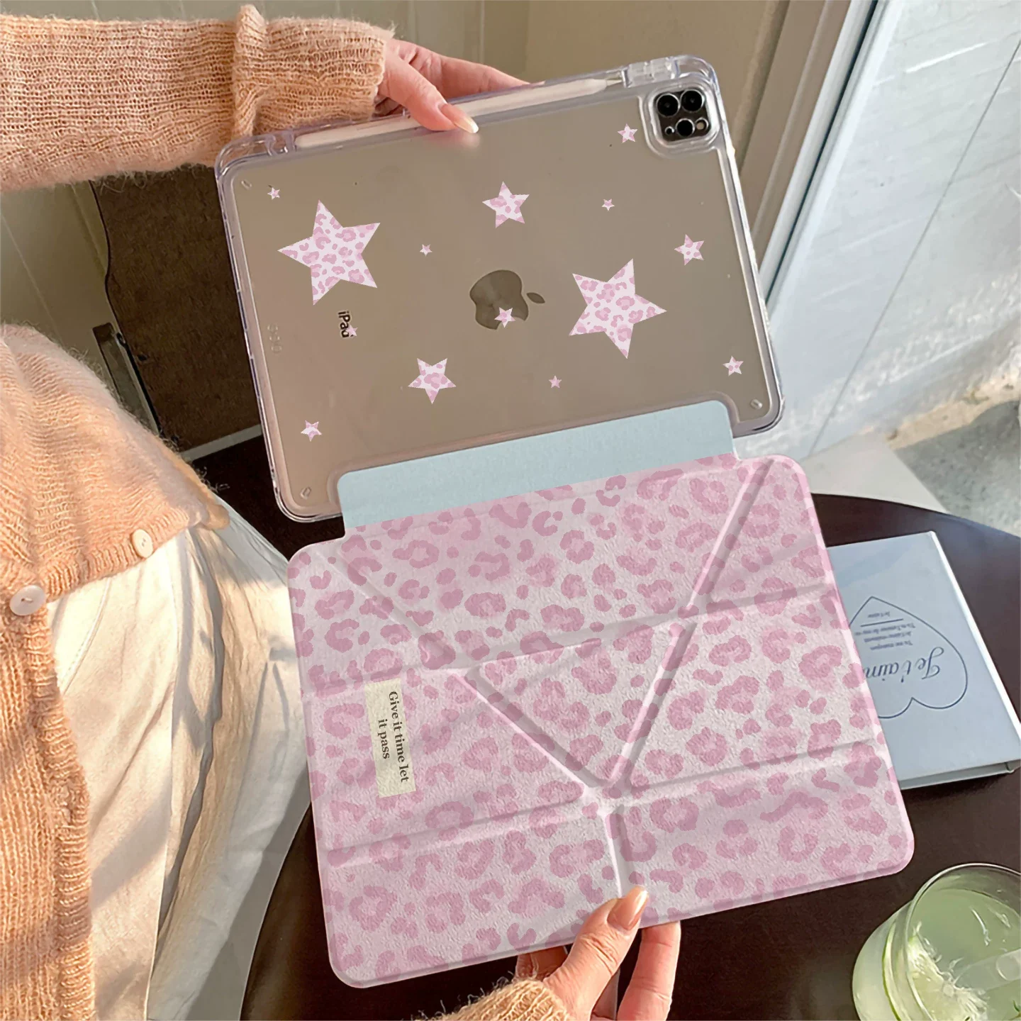 

Чехол для iPad с розовыми звездами и леопардовым принтом, для iPad 11 Air 7 6 5 10 10.2” 10.9” Mini 7, милый противоударный чехол Y-Fold с отсеком для карандаша
