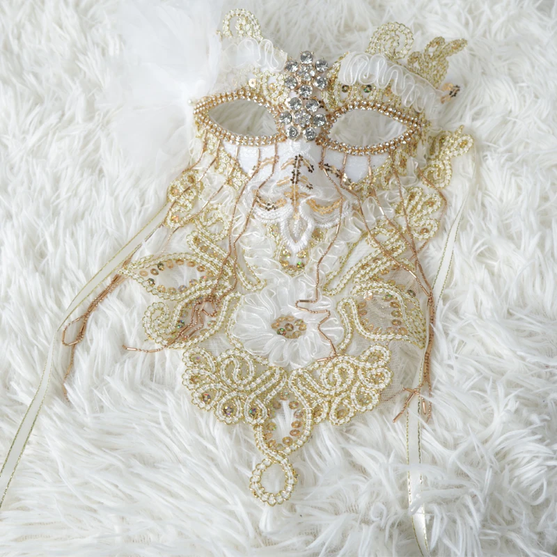 Vollgesichts-Bühnenmaske aus goldener Spitze für das Live-Streaming von Halloween-Party-Performance-Maske für Erwachsene