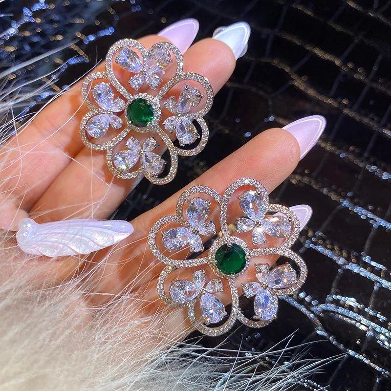 

Новые легкие роскошные элегантные серьги с цирконом