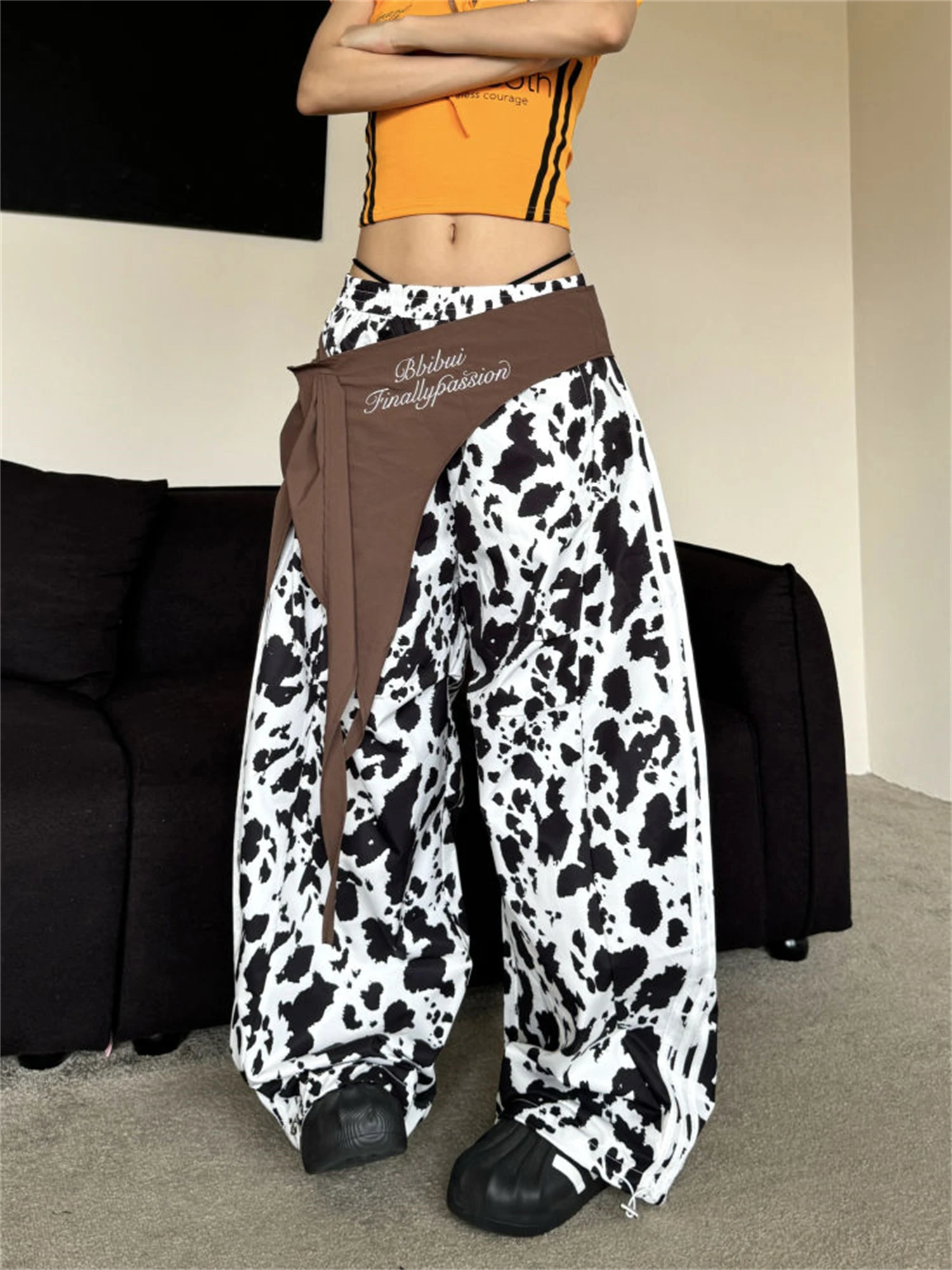 

Women's High Waist Wide Leg Cow Print Pants Loose Casual Y2K Streetwear Trendy Fashion Trousers