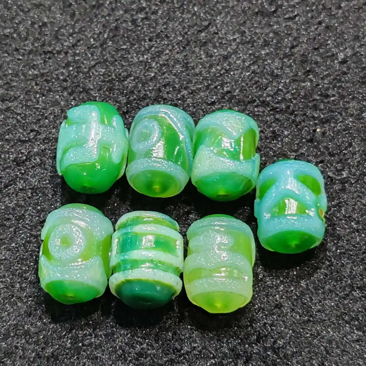 

Tibetan Natural Agate Carving Dzi Green Meat Etched Multi totem Tianzhu Ethnic Necklace Pendant DIY Accessories 10/pack