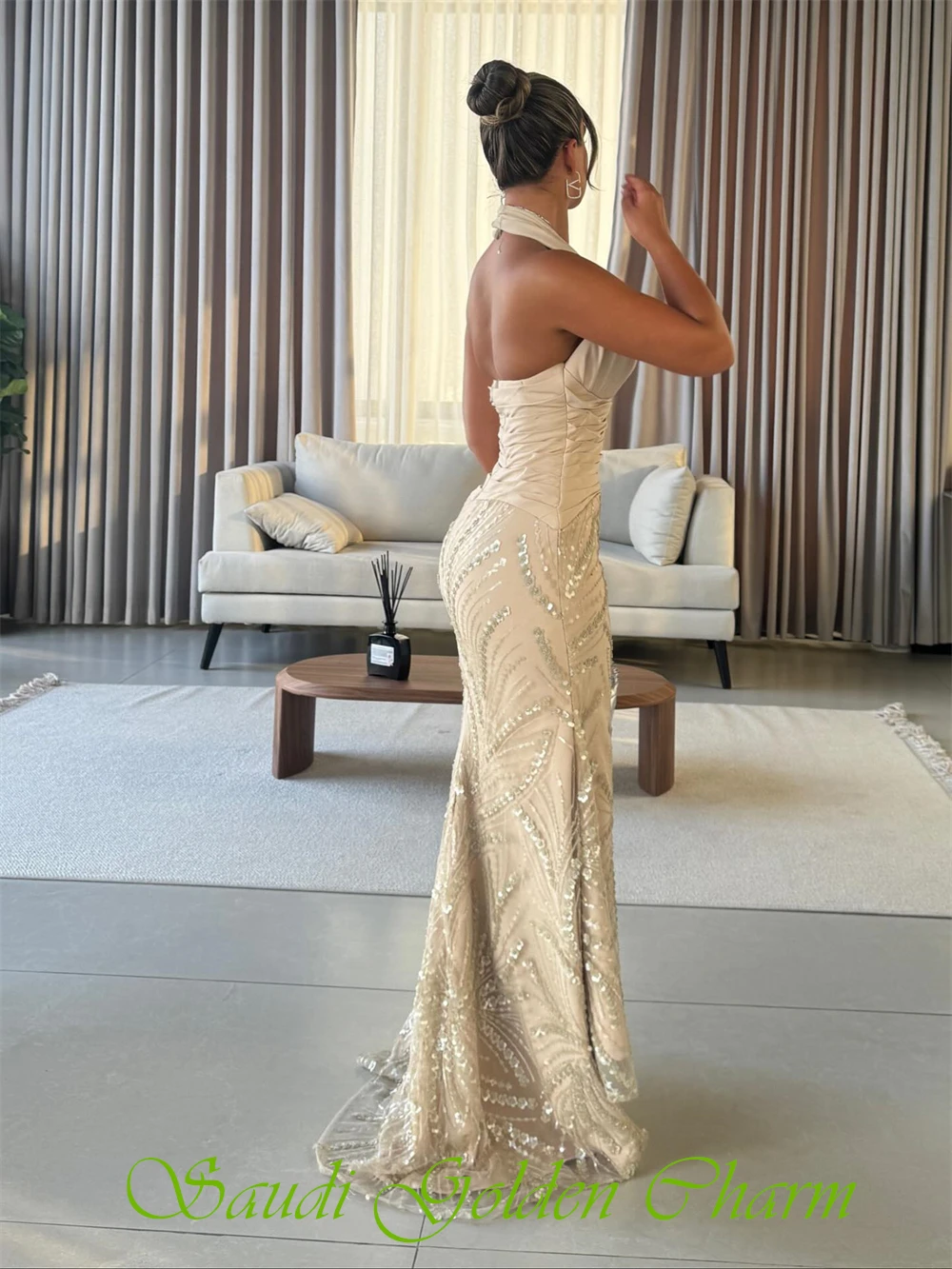 Customized Simple khaki Organza Evening Dress Formal Halter Sleeveless Celebrity Gowns Classic Sequined Backless Party Dresses