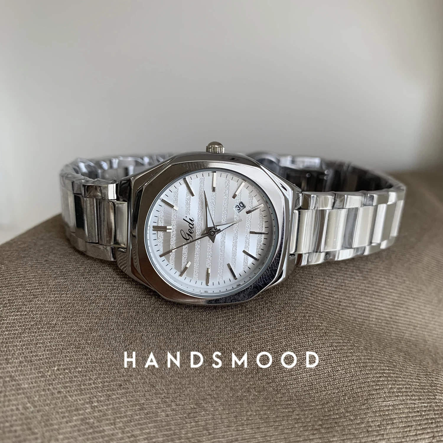 Luxury watches for women, stylish and elegant striped watches for women, elegant watches for women, gifts for women