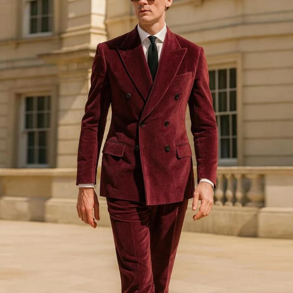 

Classic Burgundy Velvet Suit Attire For Men Peak Lapel Jacket Pants 2 Piece Groom Evening Party Tuxedos Customized Ropa Hombre