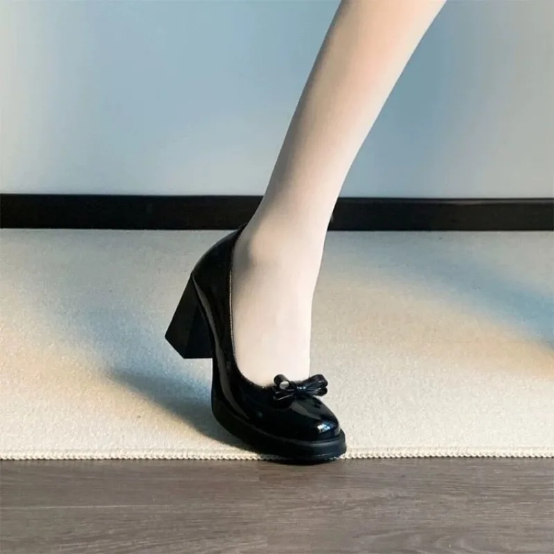 Sweet Black Platform Mary Jane Shoes Women Patent Leather Round Toe Block Heel Bow Slip On Lolita Office Dating Party Pumps
