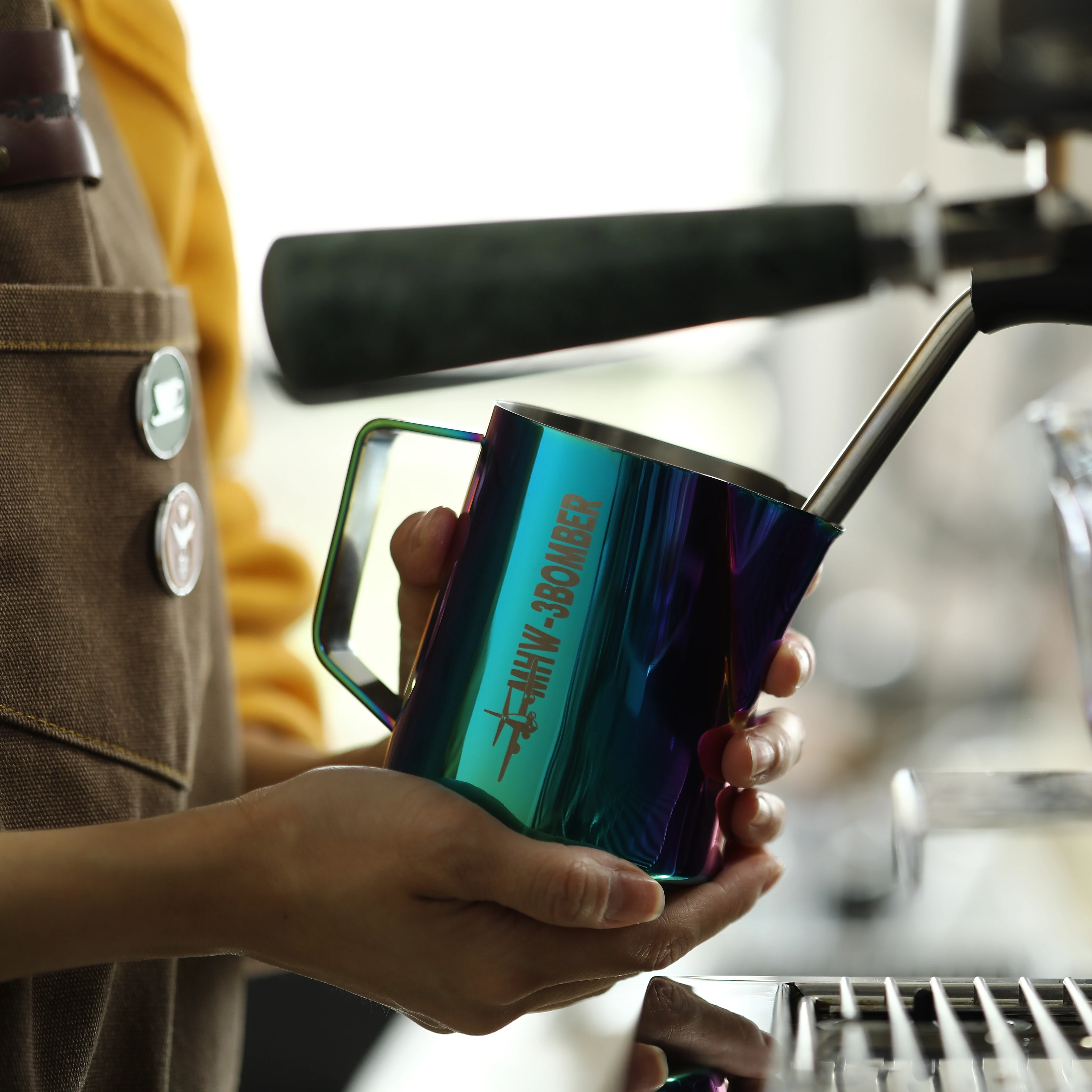 Jarra de espuma de leche rosa de MHW-3BOMBER, taza de vapor de 500/600ml, jarras de Latte Art, taza de café expreso de acero inoxidable,