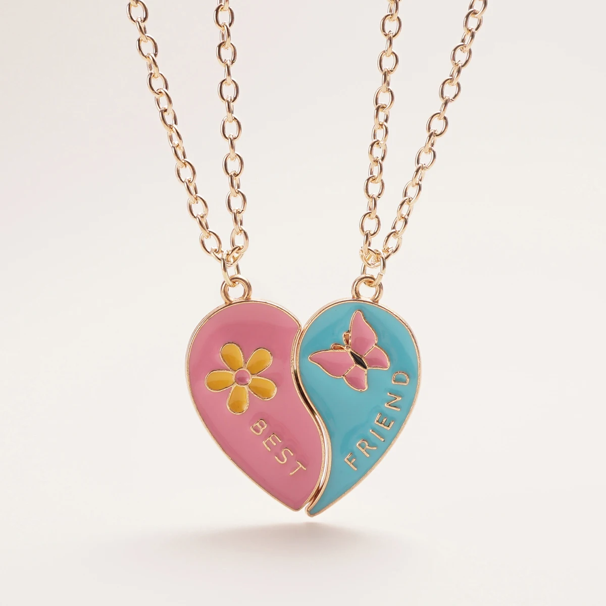 2 Pcs/Set Best Friends Pendant Necklace for Women Cute Avocado Lover Broken Heart Clavicle Chain BFF Best Friends Jewelry Gifts
