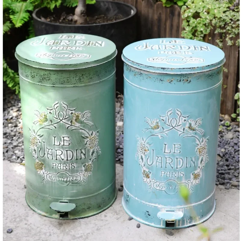 

Large Capacity Trash Bin Outdoor Garden Garbage Container Villa Courtyard Decoration Rubbish Can Ironwork Do Old Trash Bucket