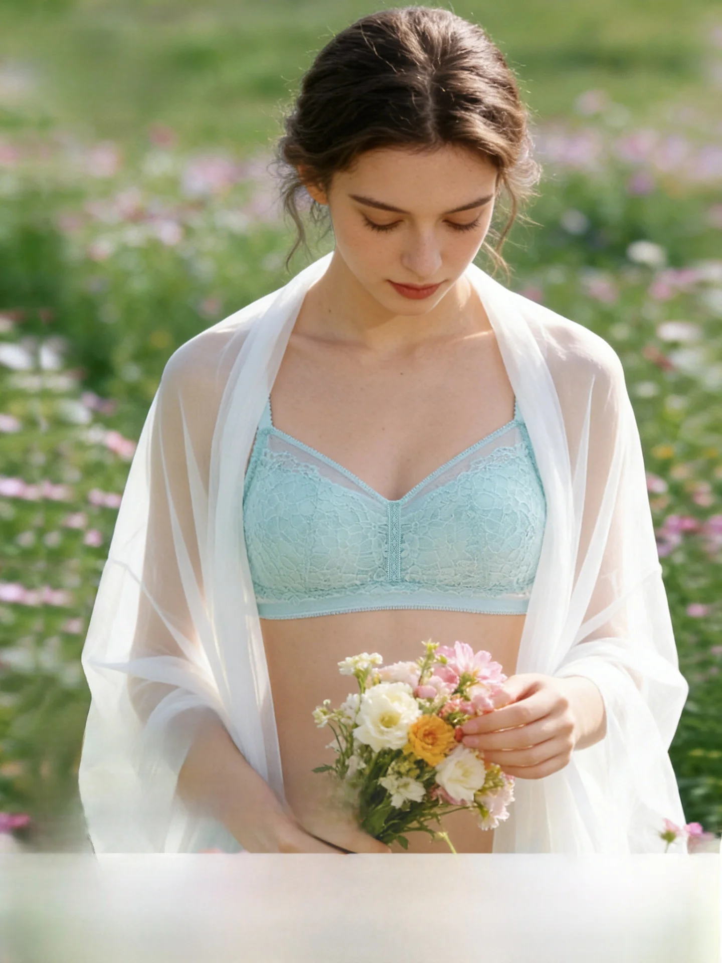 レースワイヤレスブラジャー大きいサイズフルカップ通気性のあるたるみ防止下着薄い女性用ブラジャーラテックスカップが集まって脇の脂肪を減らす