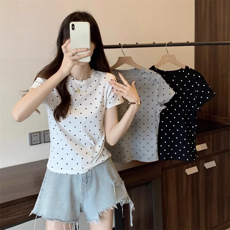 2026 New Women's vintage polka dot print short-sleeved fitted casual T-shirt with a round neck
