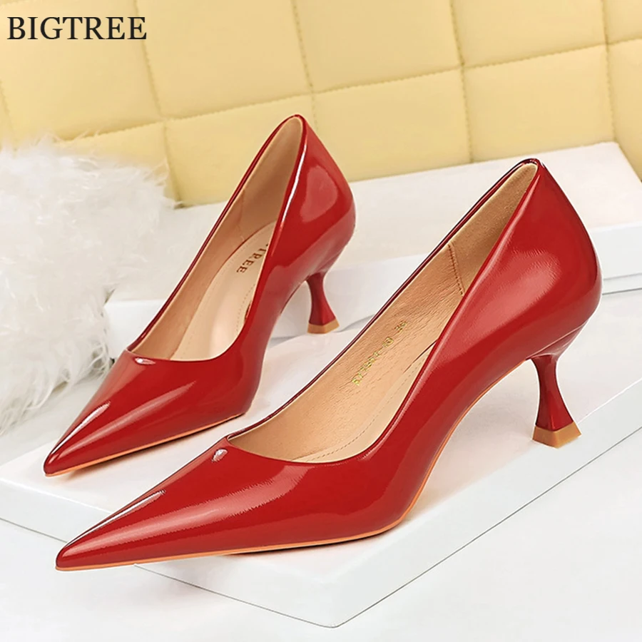 

5.5CM Comfort High Heel Ladies Office Shoes 2024 Autumn Patent Leather Shallow Wedding Women Pumps Red Black Pointed Toe Fashion