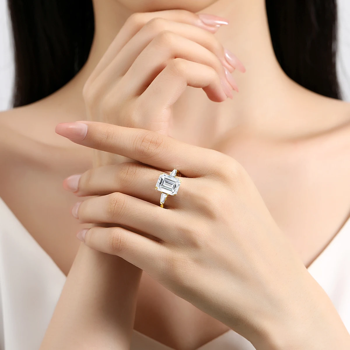 Zertifizierter 925er Silberring mit Moissanit im Smaragdschliff, 5 Karat, 9*11 mm, D-Farbe, VVS1, luxuriöser Hochzeitsschmuck für Frauen, Freundin, Geschenk. – Detail 6