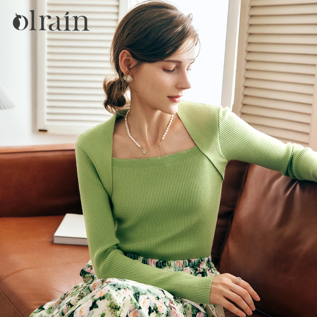 

OLrain Long Sleeve Green Sweater Women's Knitted Tops 2025 Autumn Winter Knitwear French Elegant Pullover Slim Jumper O22QM63586