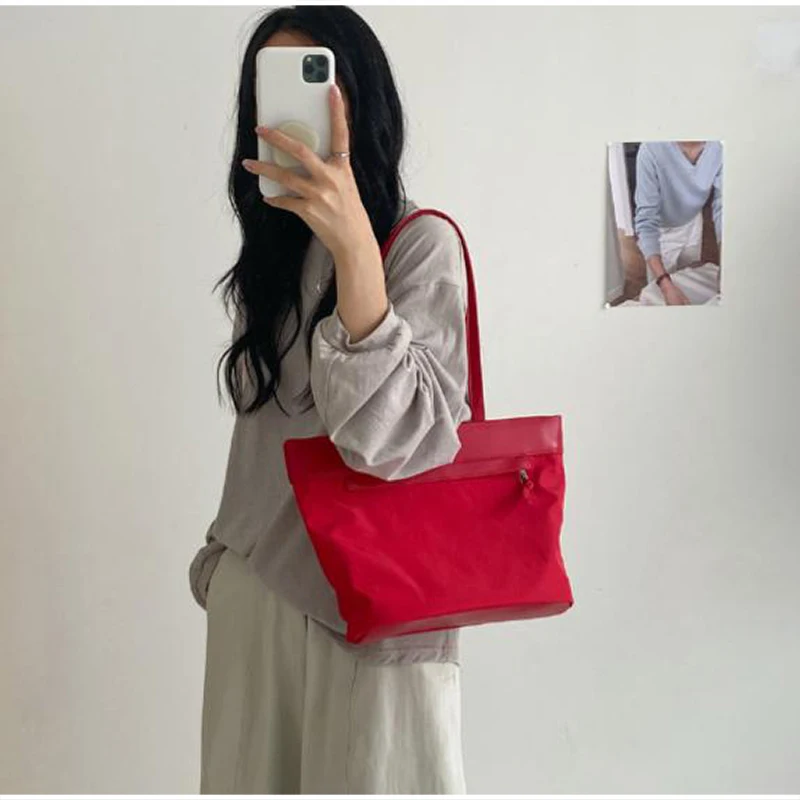 Koreanische Schultertasche, Leichte Damen-Handtasche mit Großer Kapazität aus Nylon, Vielseitige Shopper-Tasche für Arbeit und Freizeit – Detail 5
