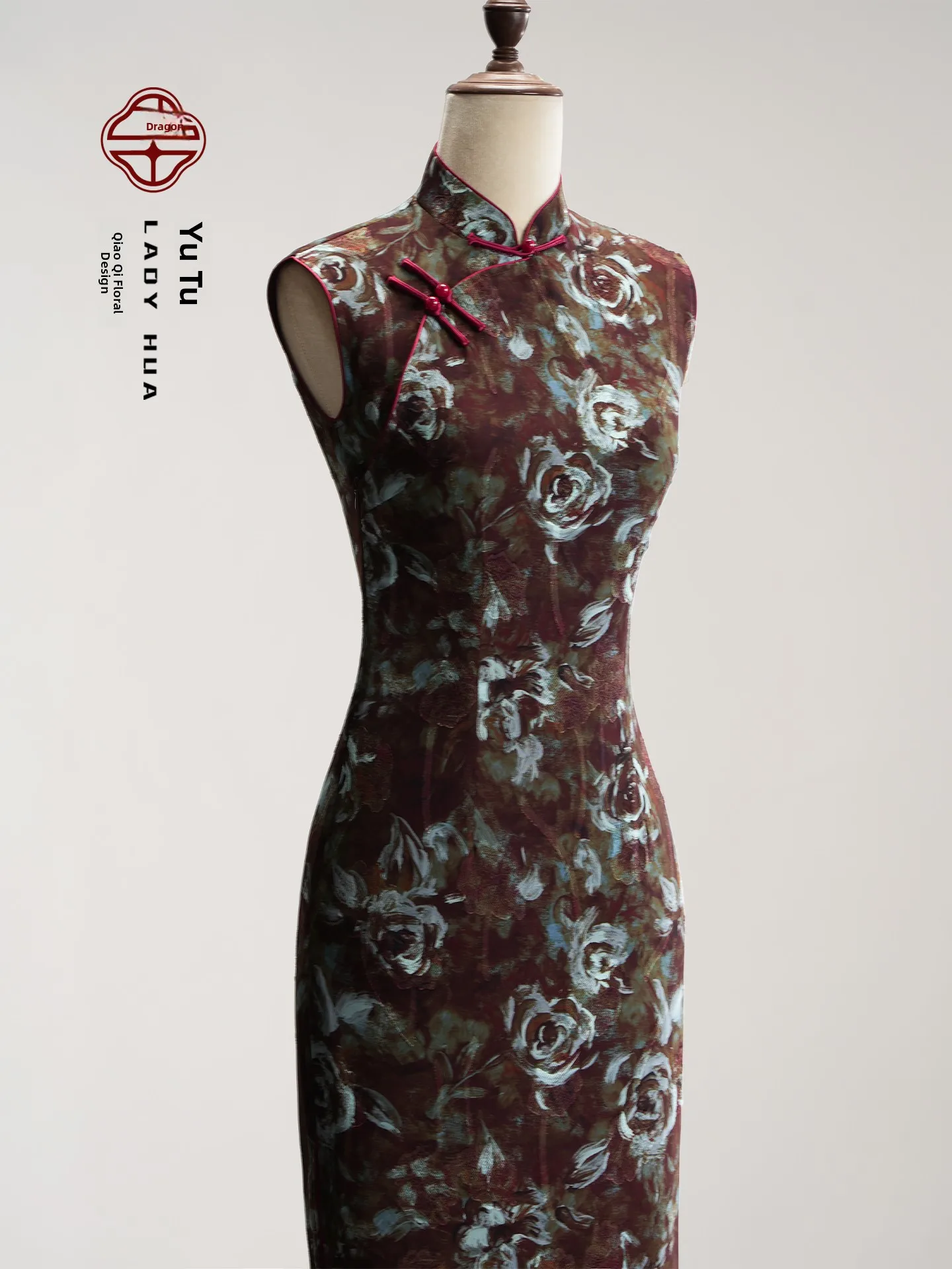 

Elegant Waist-Cut Sleeveless New Chinese Style Daily Wear Small Size Suitable Floral Pattern Polyester Fiber