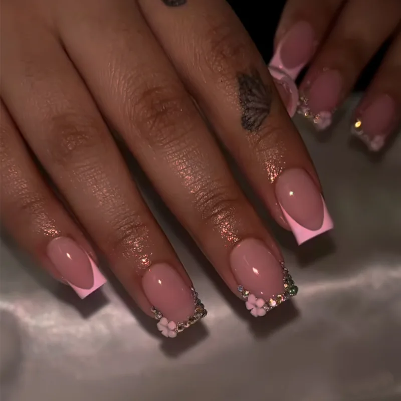 24 piezas de uñas postizas francesas con estampado de leopardo, cortas, cuadradas, reutilizables, de cobertura completa, con flores 3D y pedrería 3