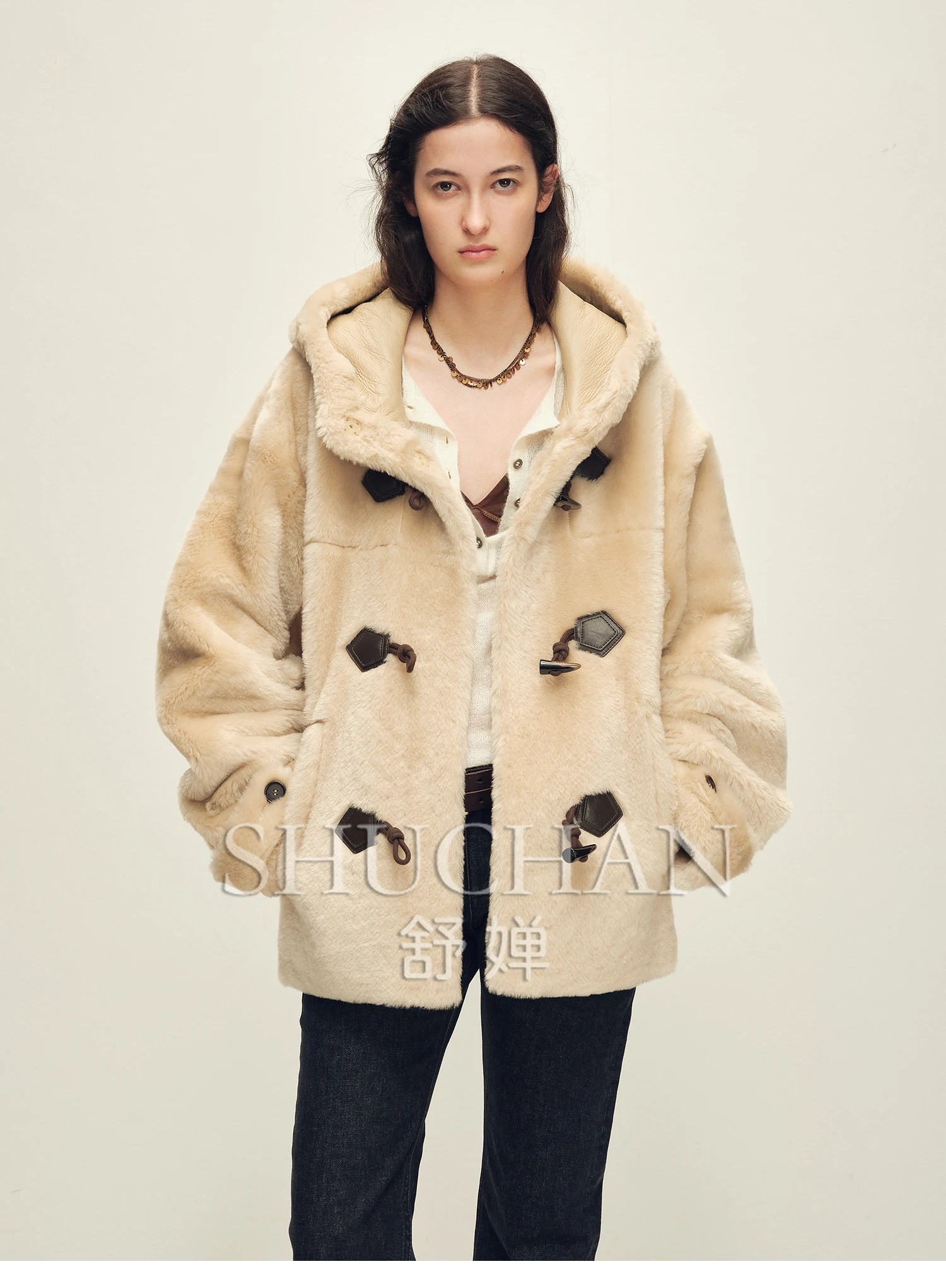 Меховая интегрированная меховая куртка с капюшоном