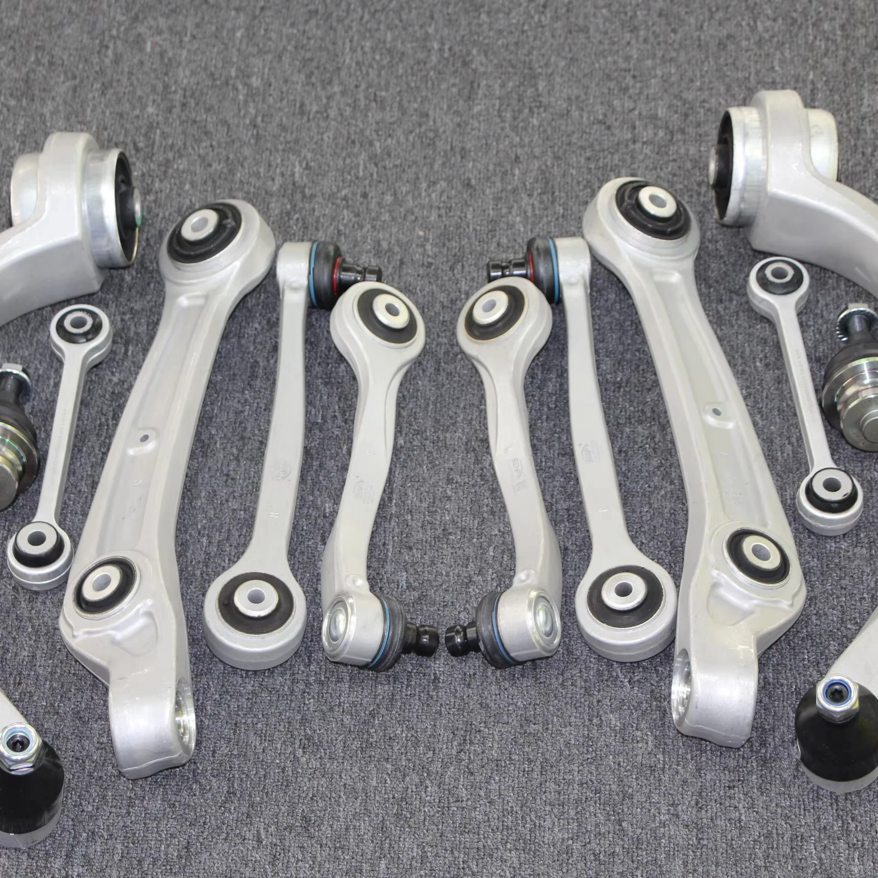 

Control Arm 4H0 407 555 for au di A8D4