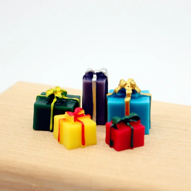 Puppenhaus Mini Bunte Weihnachtsgeschenkbox, Geburtstagsmodell, Festivaldekoration Kleine Verzierung
