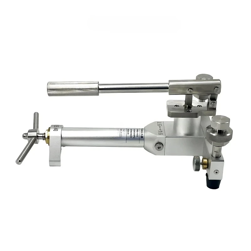 YWQ-1432 Portable Pneumatic Pressure Calibration Pump – 60 Bar / 6 MPa Hand-Operated Pressure Source for Field & Lab Use