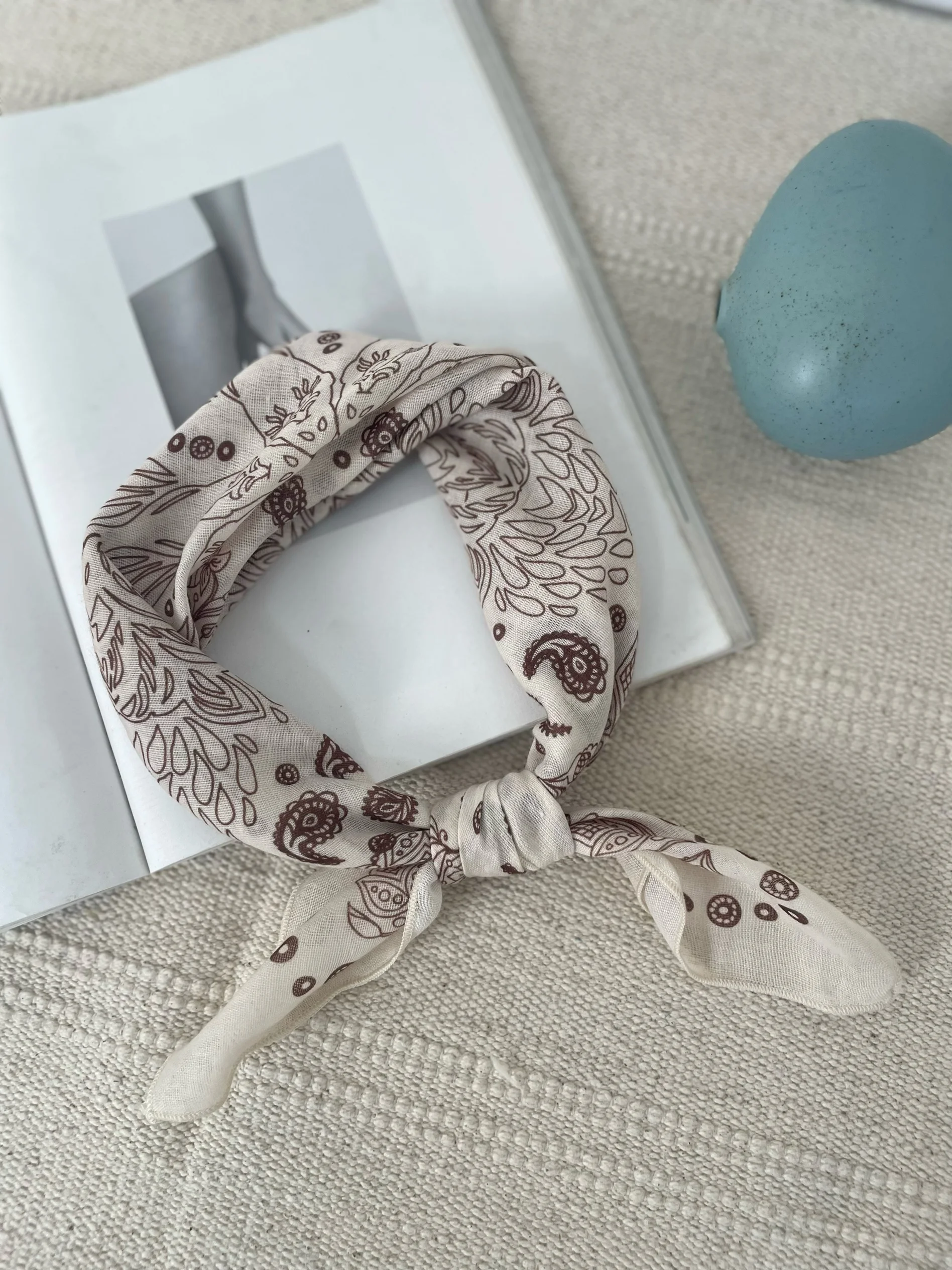 retro-hong-kong-sle-lenco-quadrado-pequeno-gravata-de-seda-tingida-cor-pessego-artistico-vintage-inverno-faion-accory-ex-floral-pa