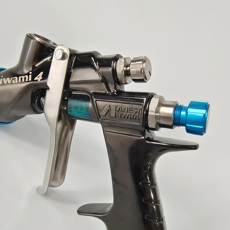 Original Japan Anest Iwata S2 Professional Spray Gun Paint Sprayer Pneumatic Tool Car Varnish Hvlp Spray Paint Can 1.4 Nozzle