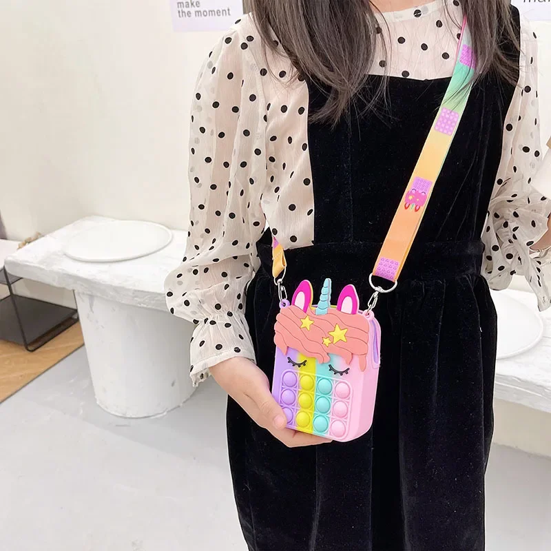 Lovely Unicorn Children Small Shoulder Bags Cute Rainbow Silicone Baby Girls Coin Purse Wallet Kids Crossbody Bag Christmas Gift