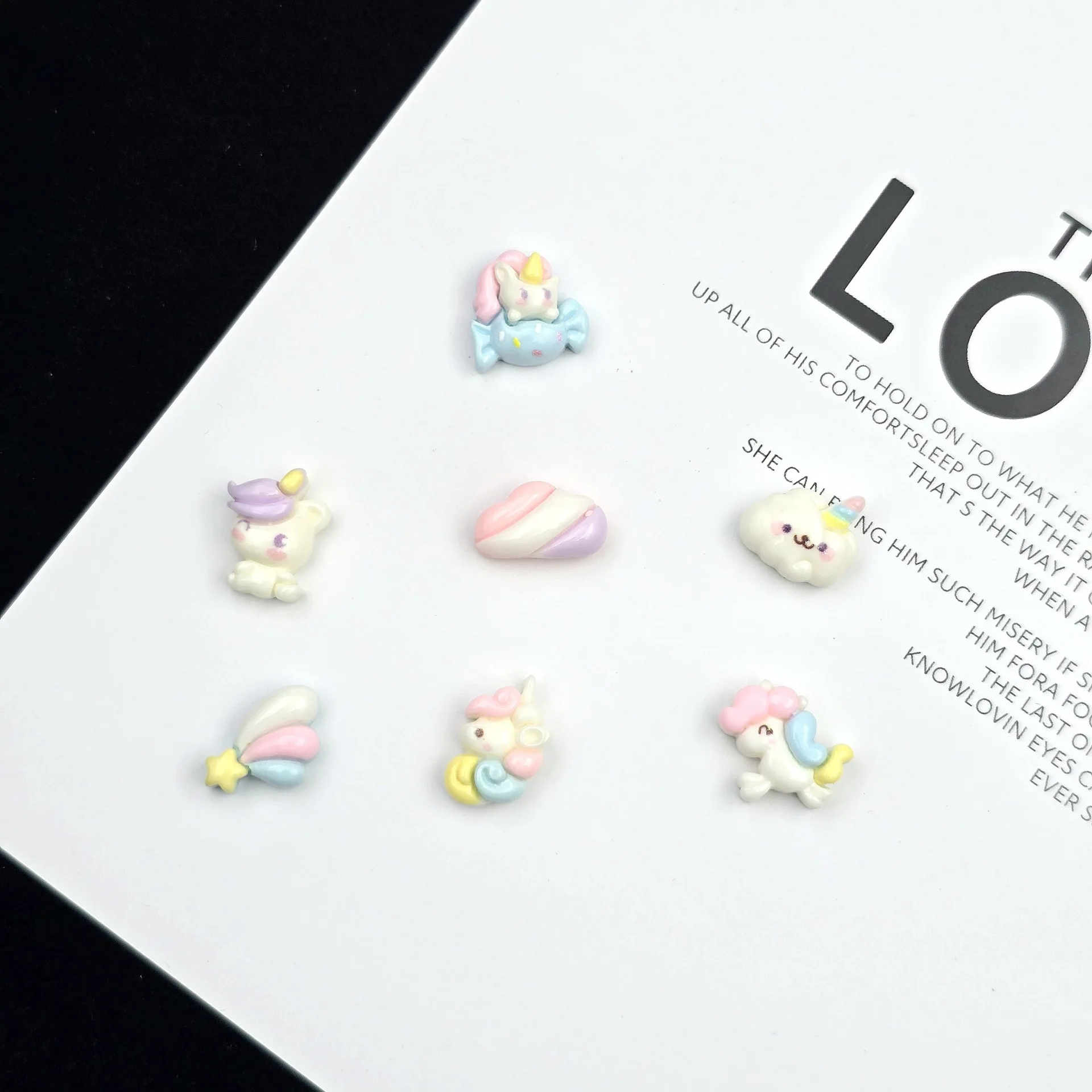 

Miniso Mini Pony Mobile Case Cream Glue Cartoon Resin Patch Accessories Diy Jewelry Material Haircard Hair clip